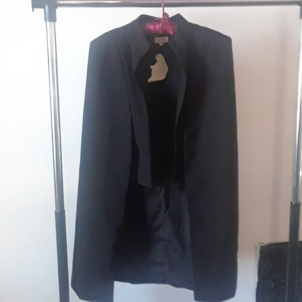 COPY - Cape bkazer